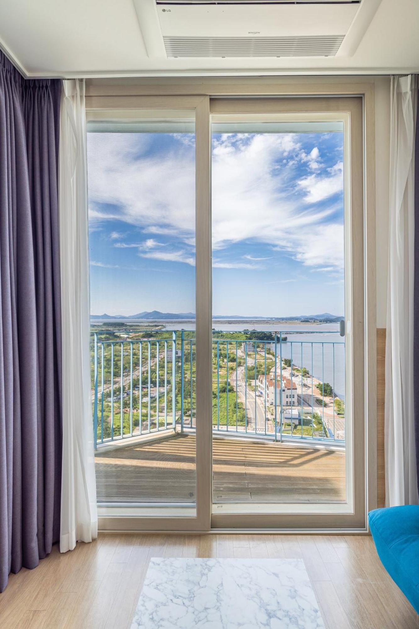 Ocean Soleview Hotel Inchon Exterior foto