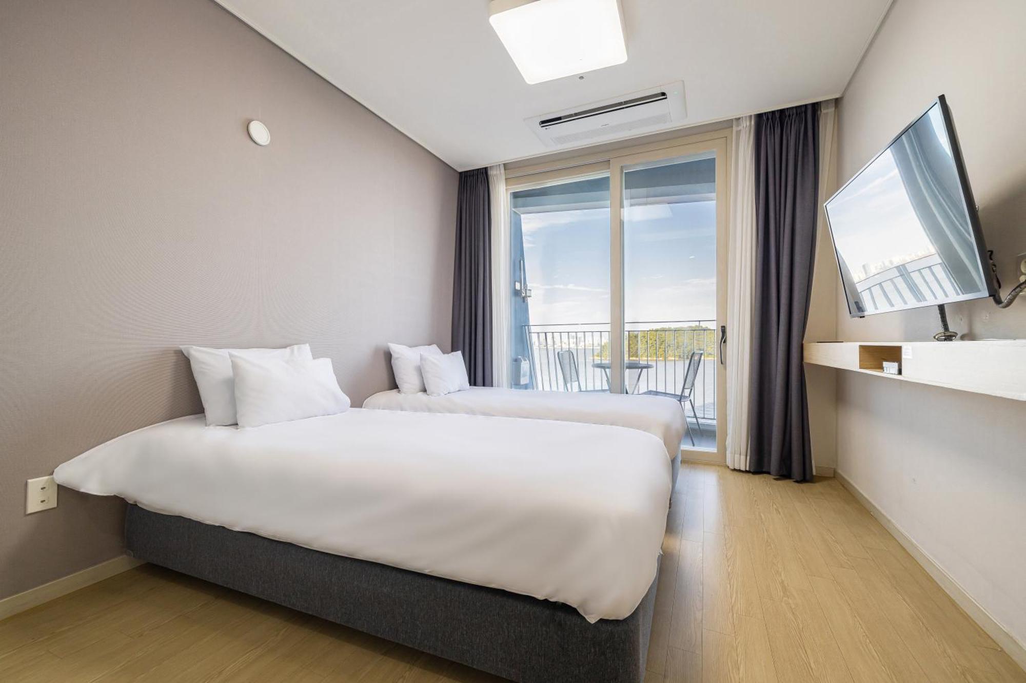 Ocean Soleview Hotel Inchon Exterior foto
